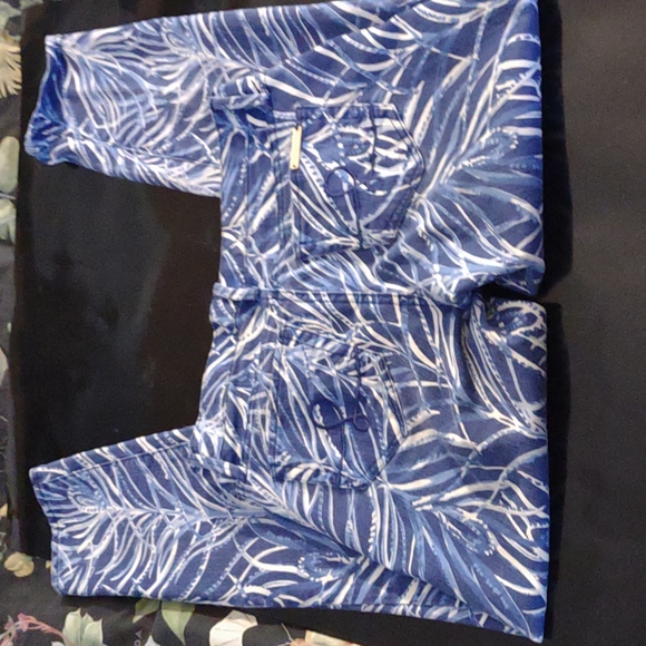 Lilly pulitzer blue & white patterned jeans size 2 - Picture 5 of 8